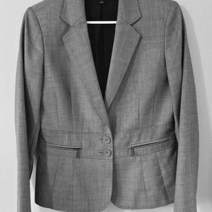 Anne Klein Suit Women's Size 10, Gray, Two Buttons